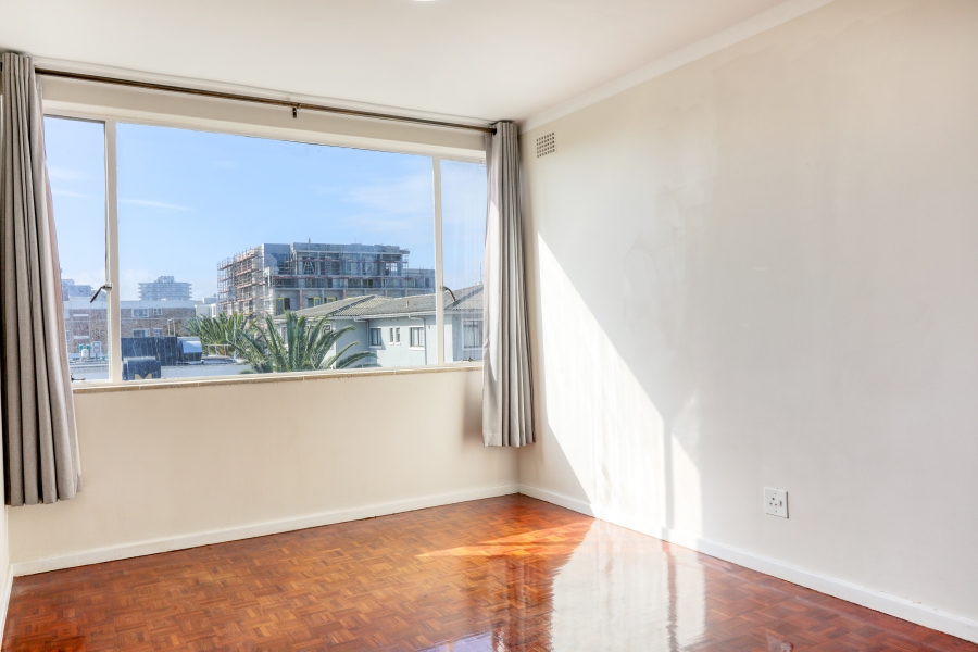 To Let 2 Bedroom Property for Rent in Sea Point Western Cape